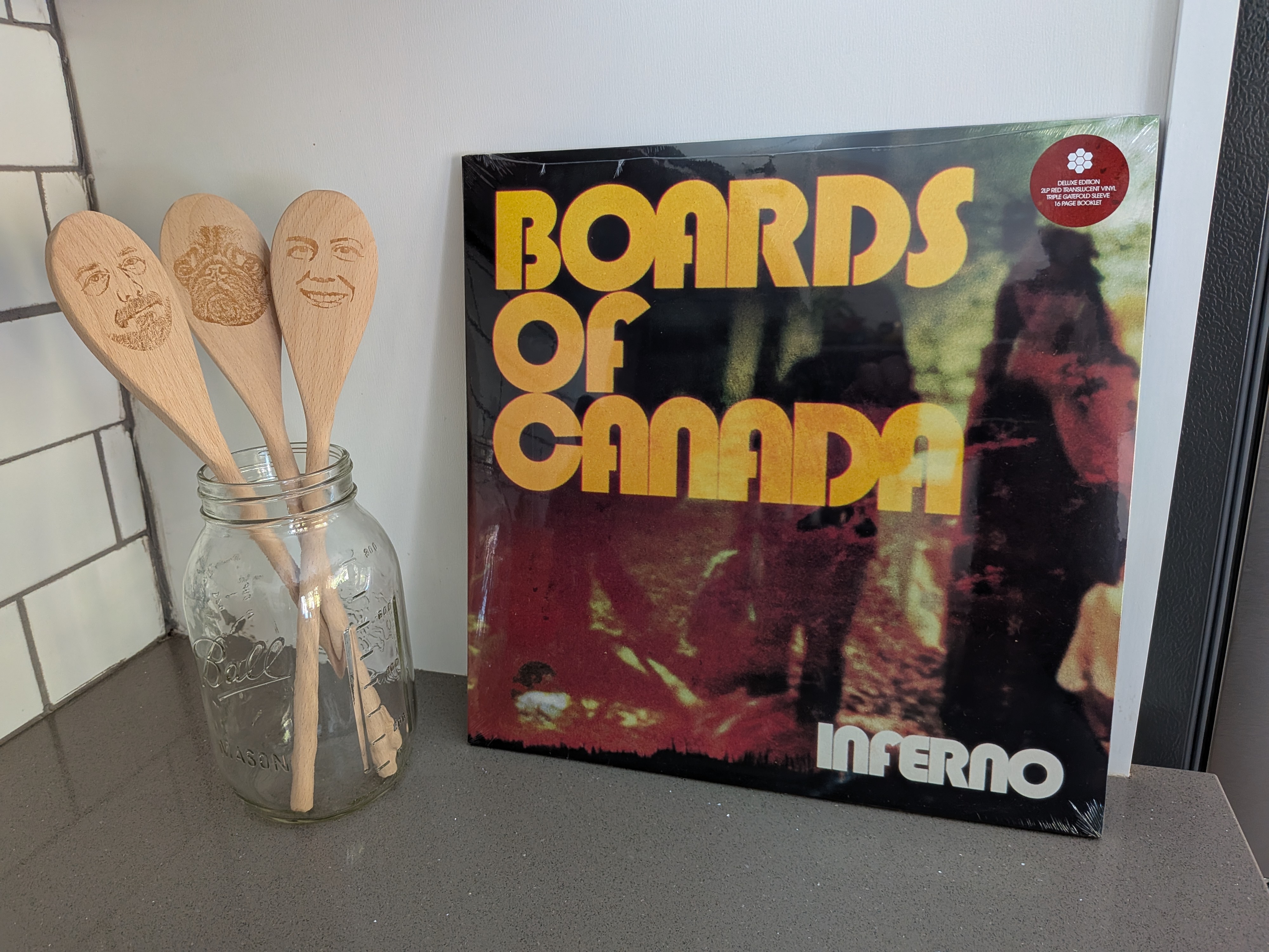 Now Playing: Boards Of Canada - Inferno